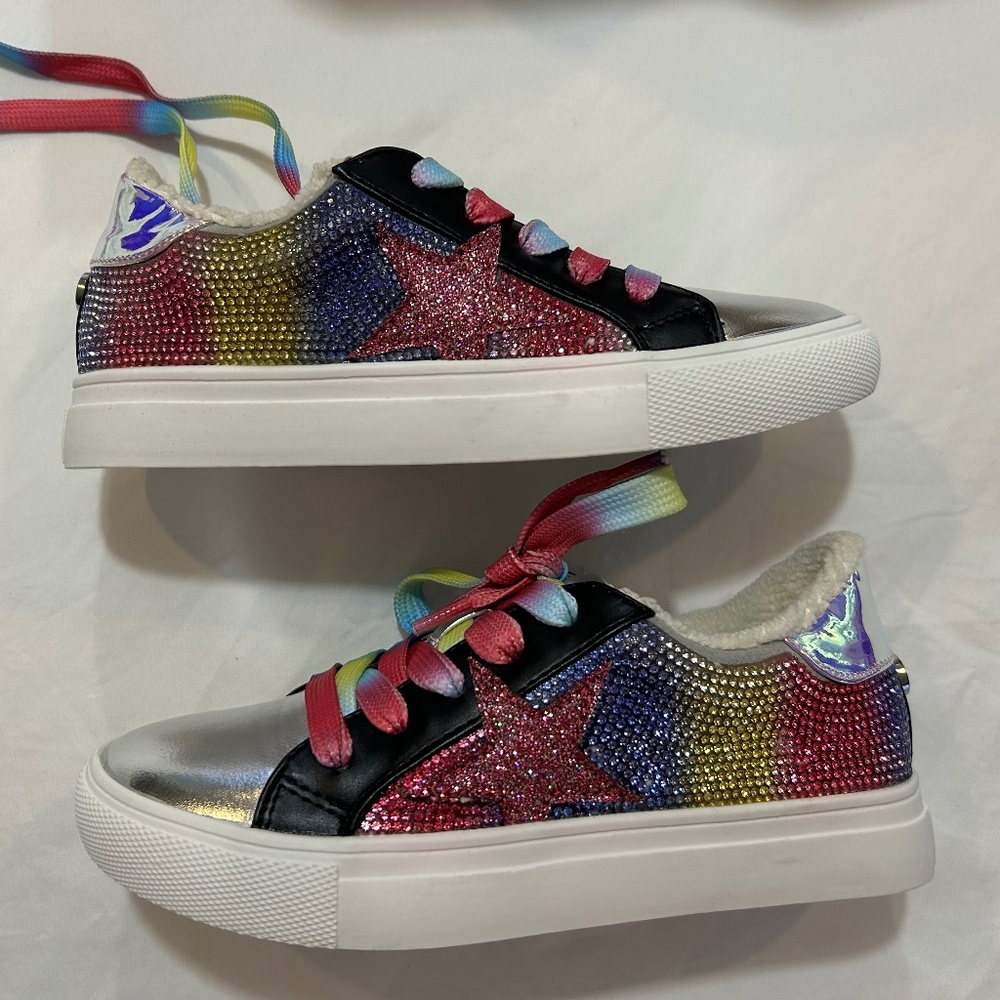 Steve Madden GIRLS Sneakers size 13 - BRAND NEW